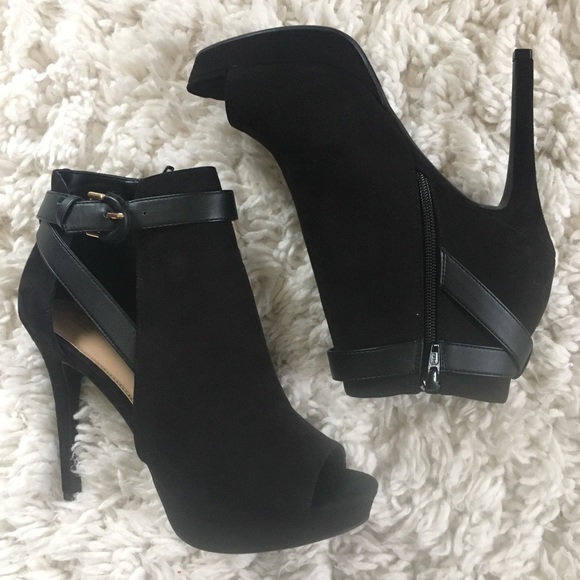 Apt. 9 Shoes - Apt. 9 Black Heels